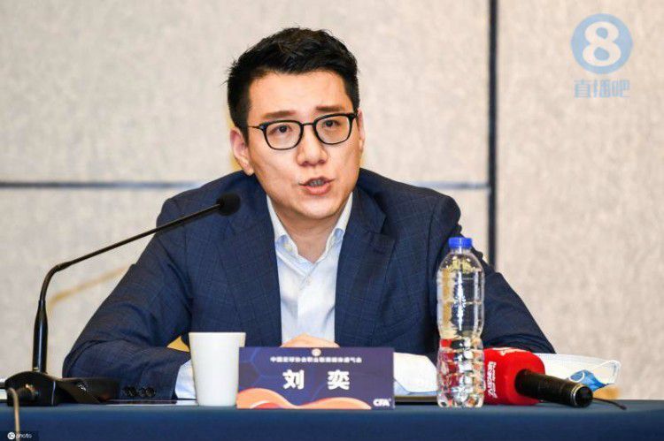 双城路演开启夏日奇旅 2025-06-02 日前，电影《哆啦A梦：大雄的绘画奇遇记》广州站路演活动圆满结束，同时提前与现场观众共同度过了端午小长假第一天，也和孩子们提前庆贺了六一儿童节。
